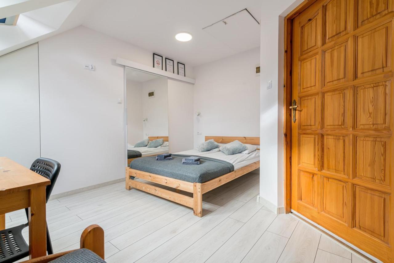 Апартаменты Studio I Pokoje I Pokoje Z Lazienkami Гданьск Экстерьер фото