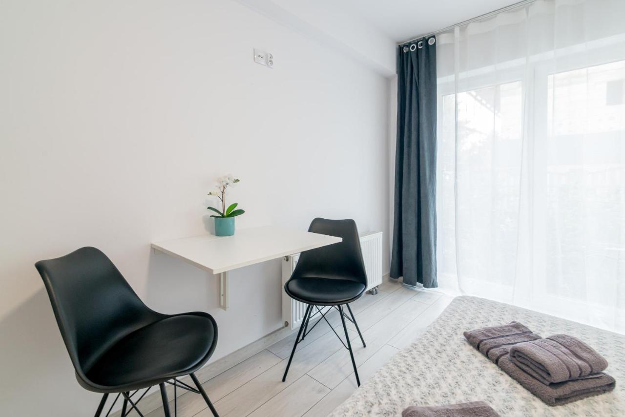 Апартаменты Studio I Pokoje I Pokoje Z Lazienkami Гданьск Экстерьер фото